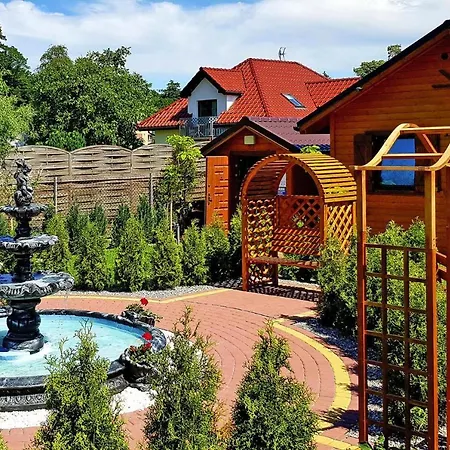 Dom wakacyjny By & Baltic Wisełka